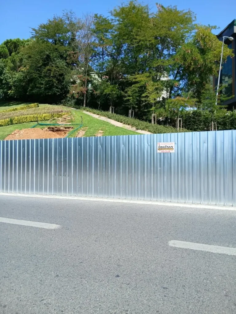 ÖRGÜSAN tabelalı trapez sac çevreleme uygulaması